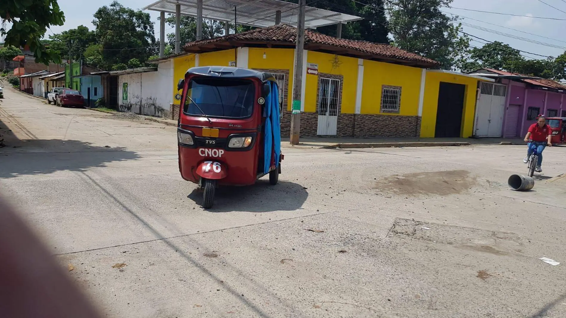 tuc tuc2